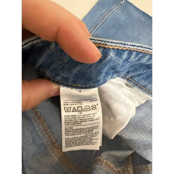 Old Navy Sz 18 A Line Mini Skirt Raw Hem NWT Medium Wash Beach Coastal - Picture 9 of 9